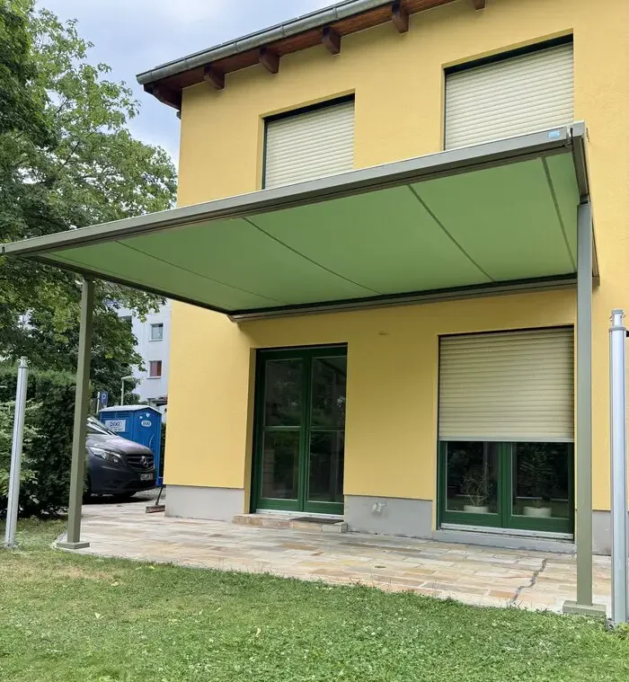 Pergola Markisen Berlin – großzügiger Sonnenschutz